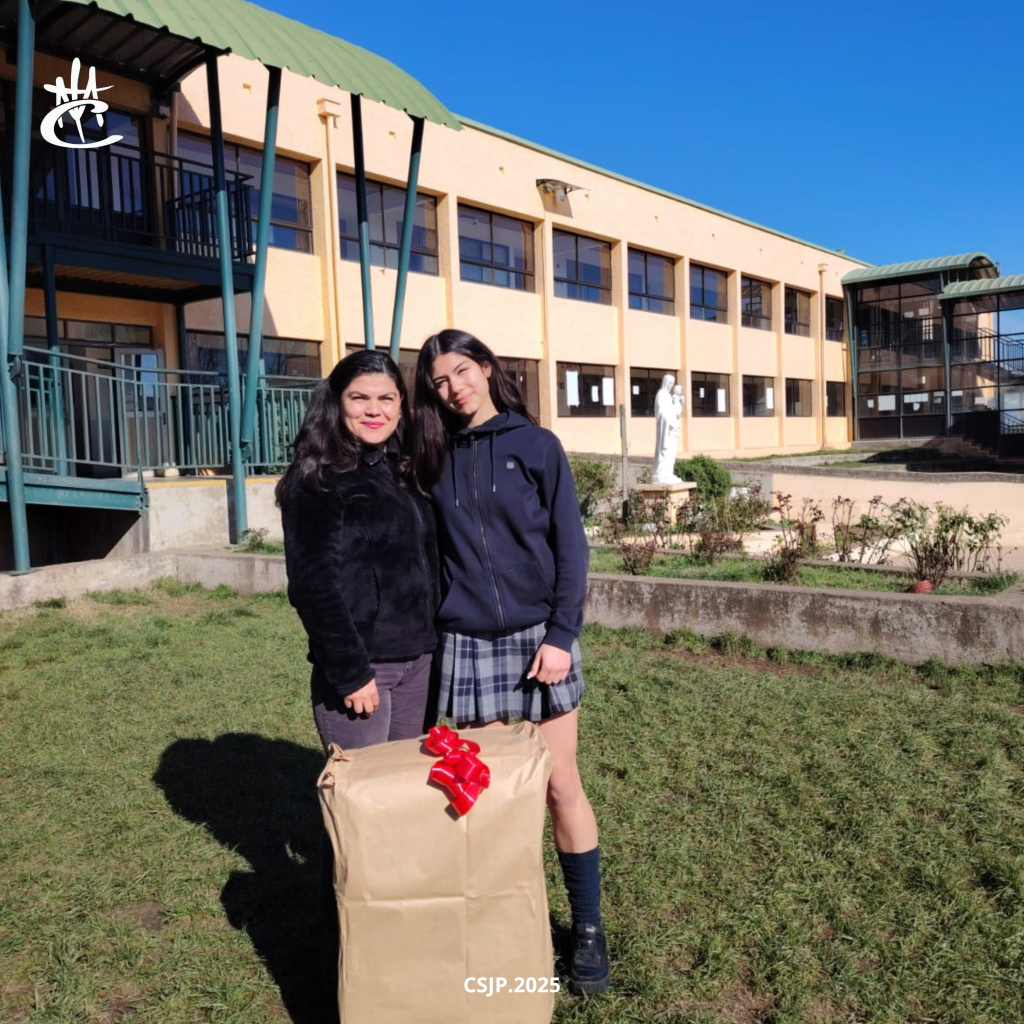 “Reconocimiento a nuestra estudiante Analía Arriagada Maureira”