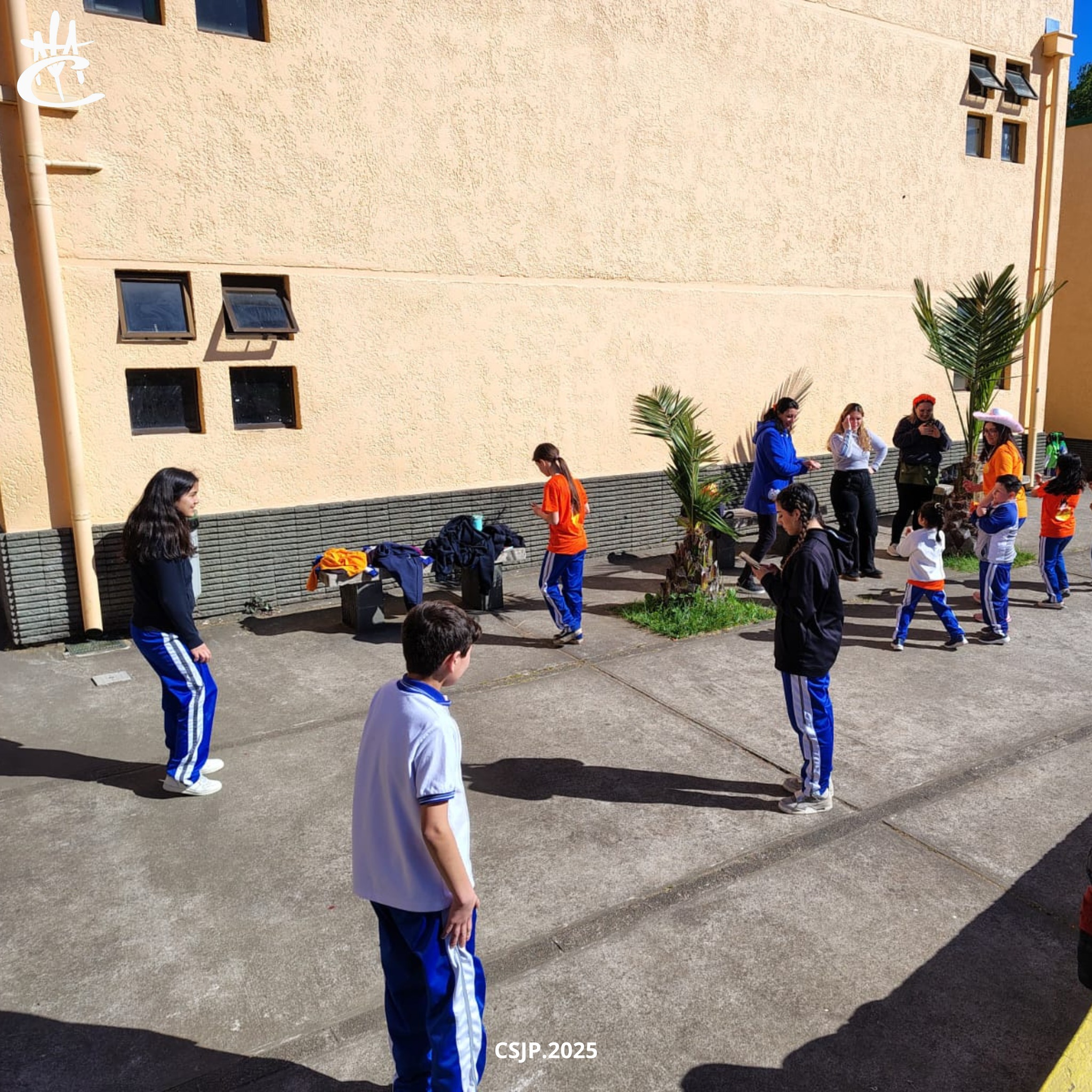 557699430_1243042907843760_1355143750127605864_n